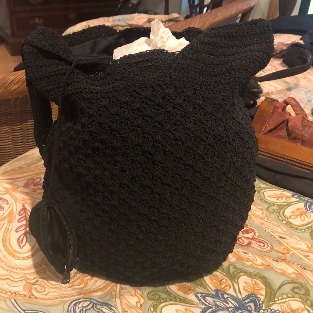 Excellent condition macramé tote, Fully lined.